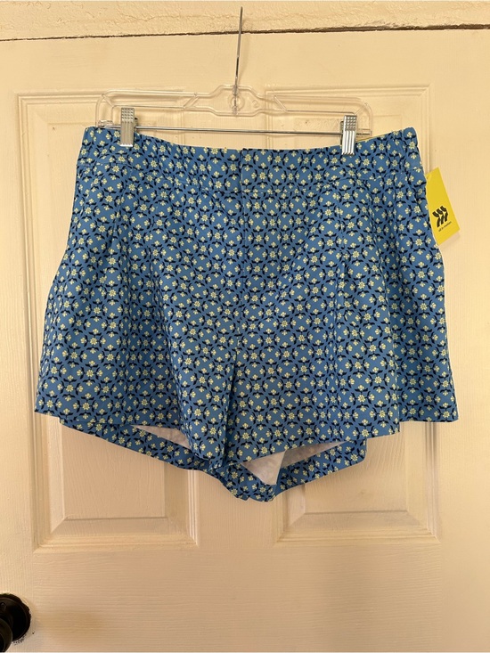 all in motion Pants - Women's Woven High-Rise Pleated Golf Shorts - All in Motion Blue Floral Print XL